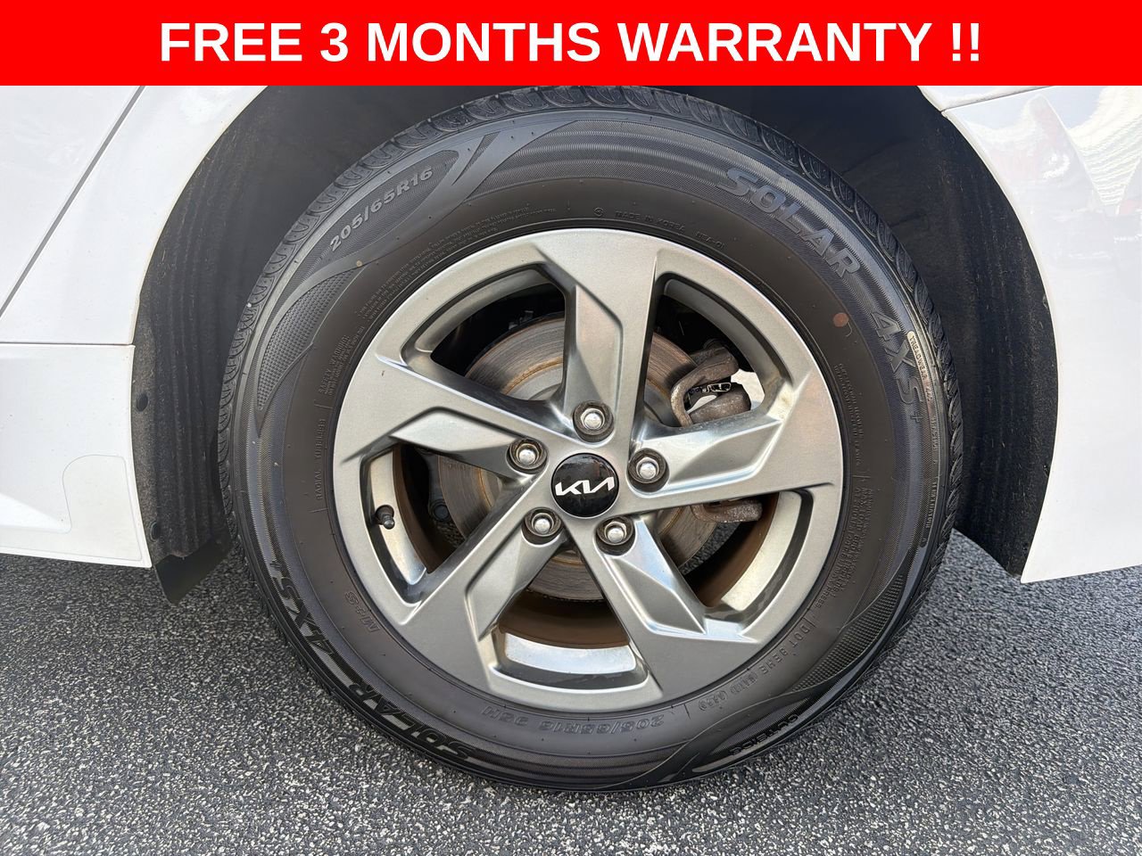 Used 2022 Kia K5 LXS FWD image 32