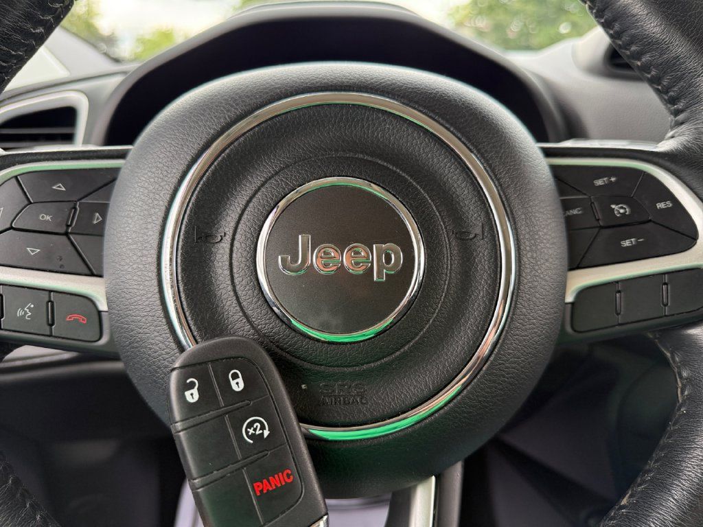 Used 2021 Jeep Renegade Latitude w/ Convenience Group AWD/4WD image 44