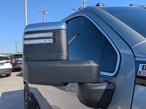 Used 2024 GMC Sierra 2500 Denali w/ Denali Reserve Package image 11