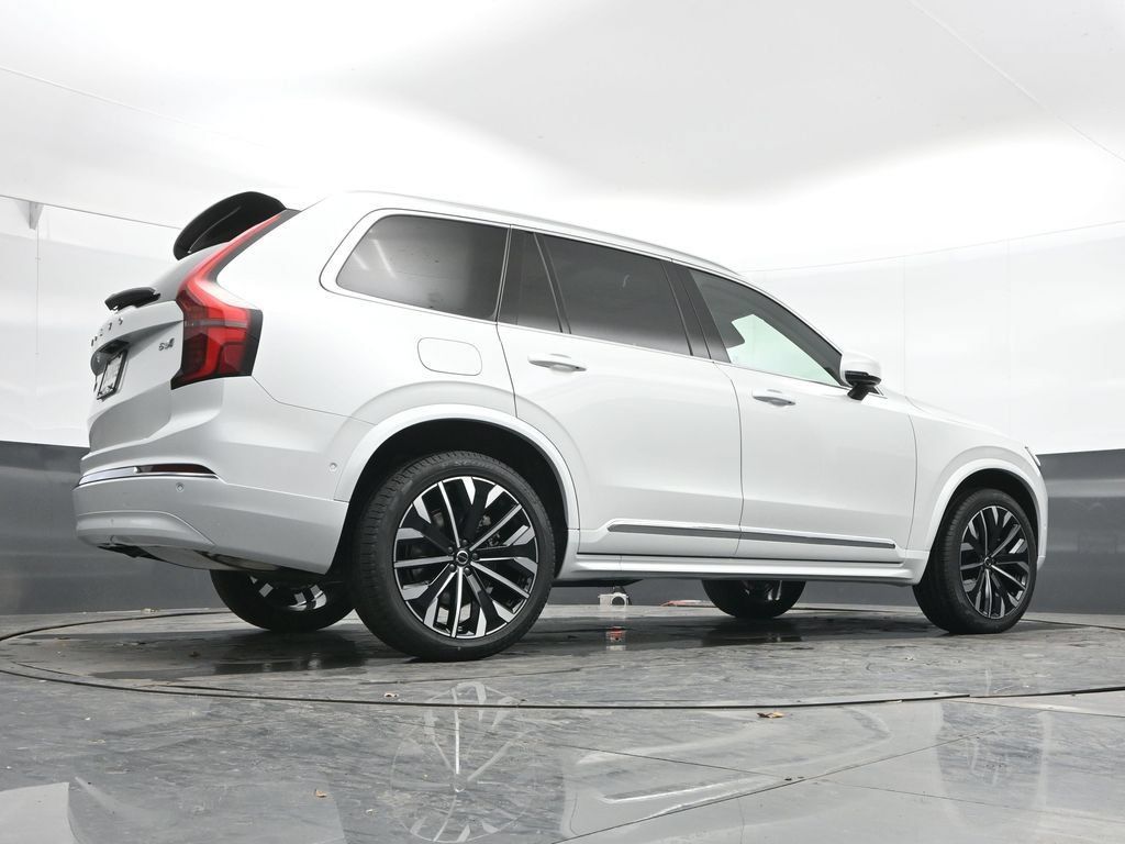 New 2026 Volvo XC90 B6 Plus w/ Protection Package AWD/4WD image 35