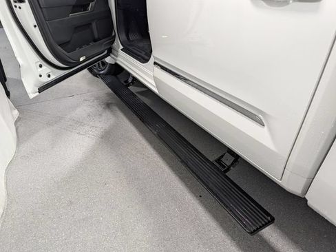 Used 2026 Toyota Tundra Platinum AWD/4WD image 9