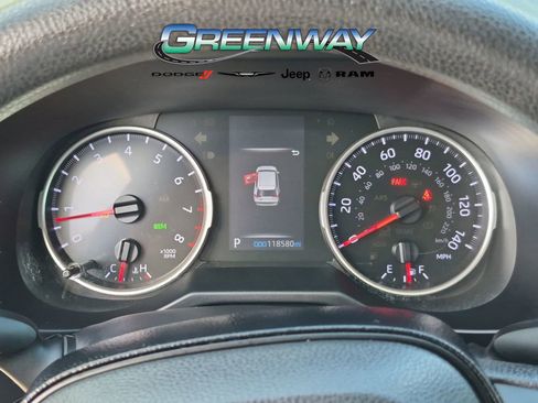 Used 2021 Toyota RAV4 XLE FWD image 26