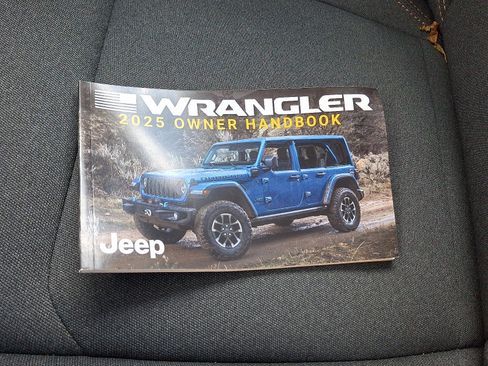 Used 2025 Jeep Wrangler Sport image 25