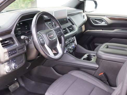 Used 2022 GMC Yukon SLE AWD/4WD image 11