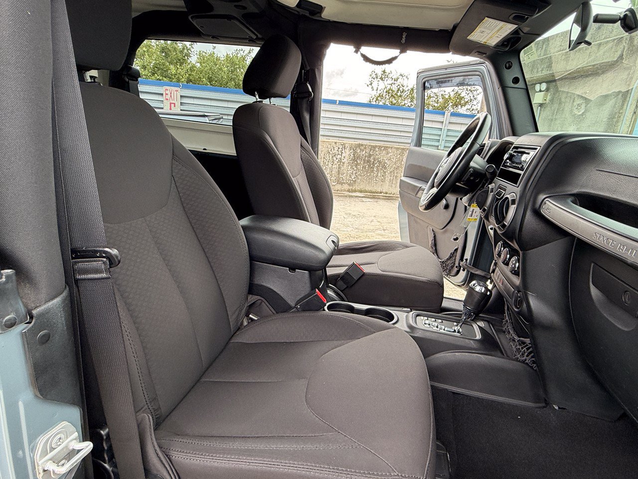 Used 2015 Jeep Wrangler Sport AWD/4WD image 19