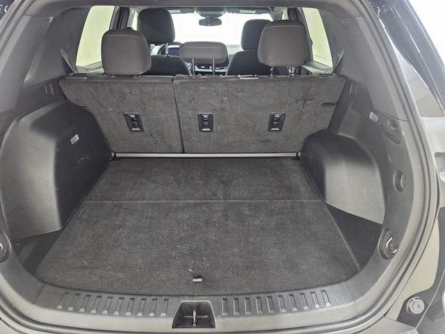 Used 2025 Chevrolet Equinox LT AWD/4WD image 4