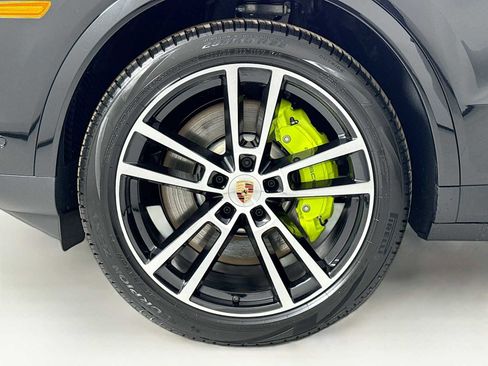 New 2026 Porsche Cayenne E-Hybrid image 33