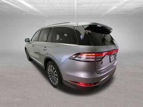 Used 2024 Lincoln Aviator Reserve w/ Equipment Group 201A AWD/4WD image 5