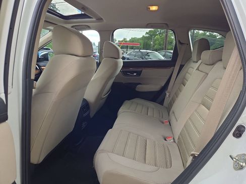 Used 2017 Honda CR-V EX image 16