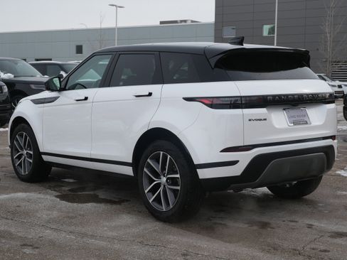 Used 2024 Land Rover Range Rover Evoque S image 3