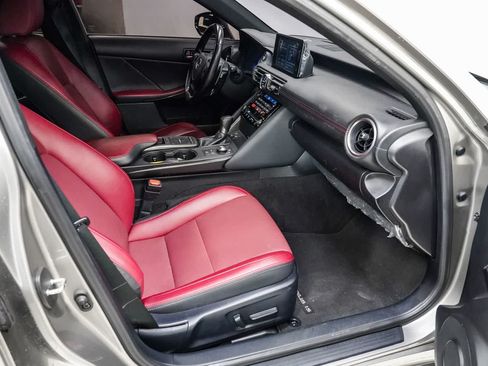 Used 2021 Lexus IS 300 w/ Comfort Package RWD image 17