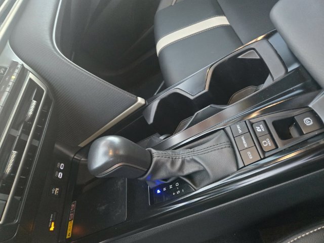 Certified 2025 Toyota Camry SE FWD image 16