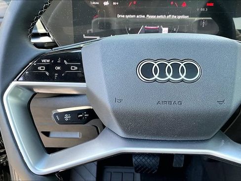 Used 2025 Audi Q5 Premium w/ Convenience Package AWD/4WD image 11