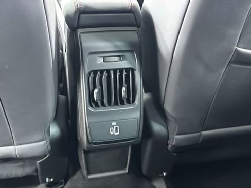 Used 2024 Dodge Hornet R/T Plus image 41