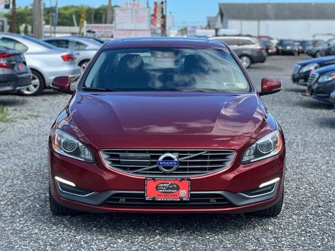 Used 2016 Volvo S60 T5 Inscription Platinum w/ Climate Package AWD/4WD image 2