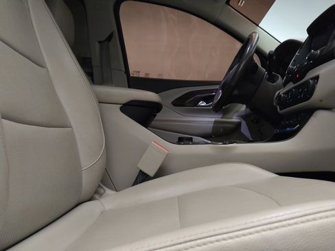 Used 2020 GMC Terrain Denali w/ Denali Premium Package FWD image 21