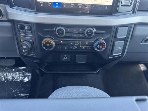 New 2026 Ford F250 XLT w/ XLT Premium Package image 21