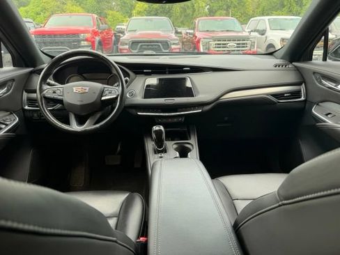 Used 2021 Cadillac XT4 Premium Luxury w/ Trailering Package AWD/4WD image 9