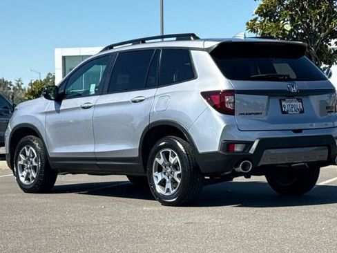 Used 2023 Honda Passport TrailSport image 6