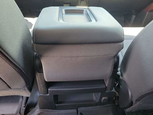 Used 2019 GMC Sierra 1500 SLE w/ Black Pack AWD/4WD image 11