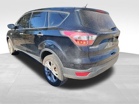 Used 2017 Ford Escape S image 3