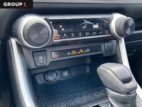 Certified 2023 Toyota RAV4 LE FWD image 36