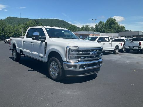 Used 2026 Ford F350 Lariat w/ Chrome Package AWD/4WD image 3