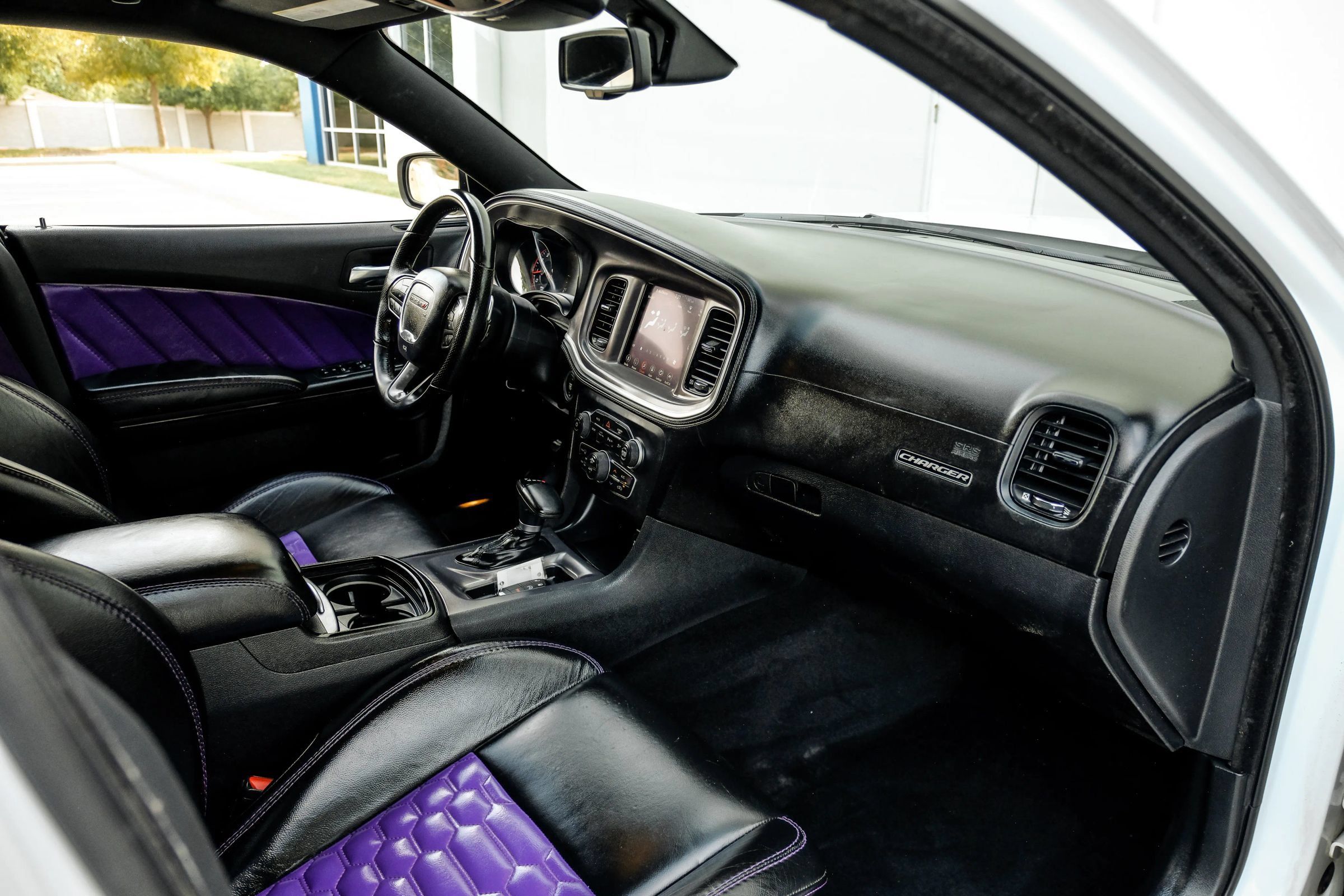 Used 2022 Dodge Charger R/T w/ Blacktop Package RWD image 18