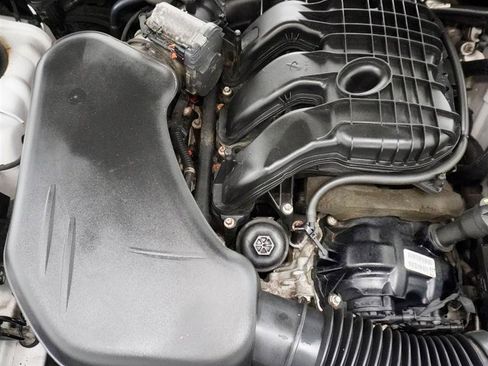 Used 2016 Chrysler 300 S w/ Light Group image 41