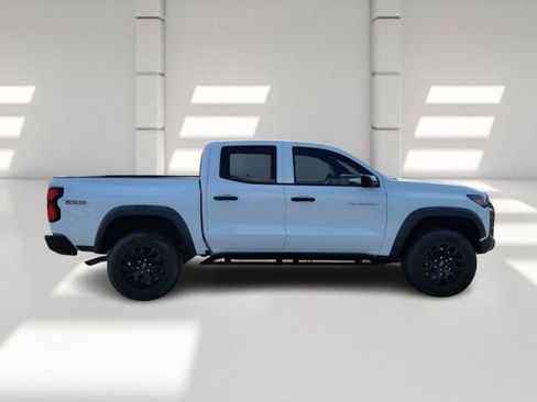 Used 2023 Chevrolet Colorado Trail Boss w/ LPO, Skid Plate Package AWD/4WD image 4