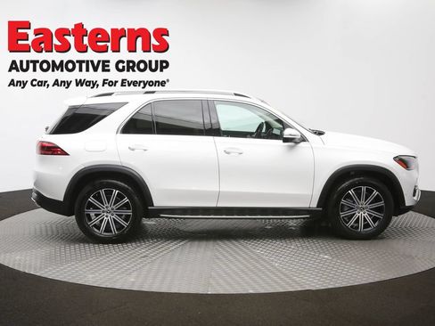 Used 2025 Mercedes-Benz GLE 450e 4MATIC image 45