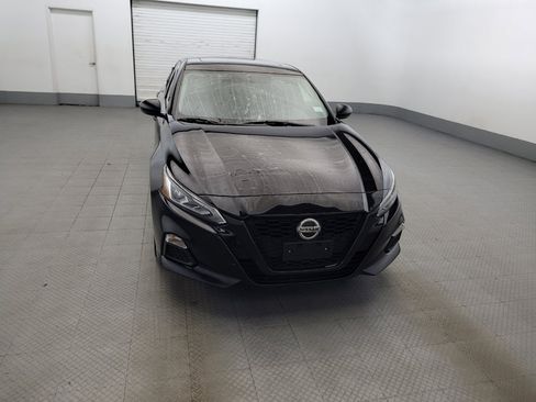 Used 2019 Nissan Altima 2.5 SR w/ SR Premium Package AWD/4WD image 14