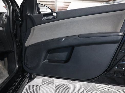 Used 2012 Nissan Sentra 2.0 SR w/ Special Edition Pkg FWD image 21