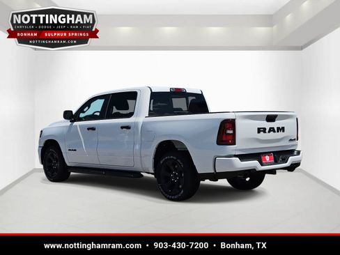 New 2026 RAM 1500 Express AWD/4WD image 3