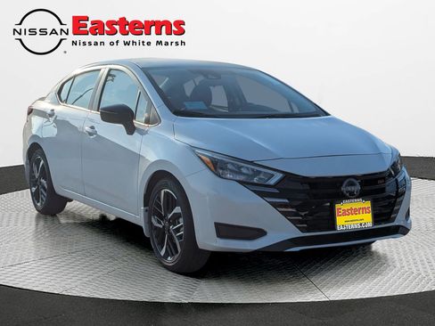 New 2025 Nissan Versa SR w/ Trunk Package image 4