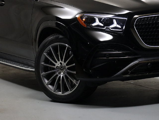 New 2027 Mercedes-Benz GLE 450 4MATIC Coupe image 3