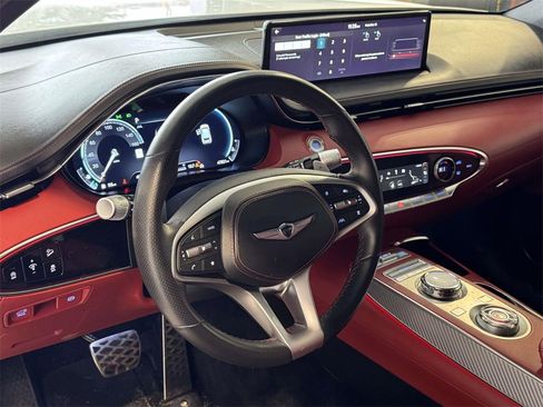 Used 2023 Genesis GV70 2.5T w/ Sport Prestige Package image 10