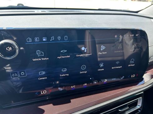 New 2026 Chevrolet Traverse Z71 w/ Driver Confidence Package AWD/4WD image 12