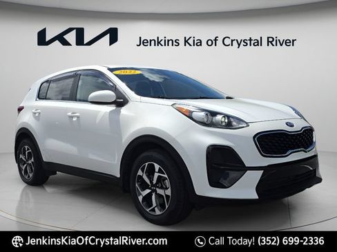 Used 2022 Kia Sportage LX FWD image 1