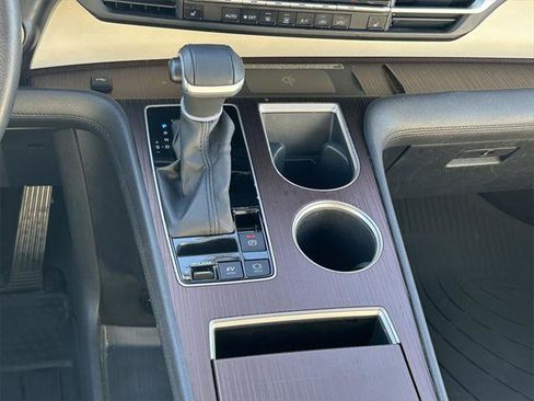 Certified 2023 Toyota Sienna XLE image 23