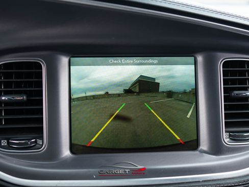 Used 2019 Dodge Charger Scat Pack w/ Technology Group image 32