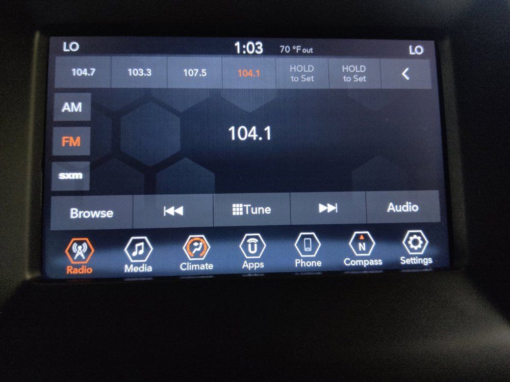 Used 2018 Jeep Compass Latitude w/ Popular Equipment Group FWD image 25