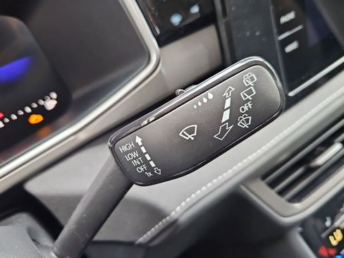 New 2026 Volkswagen Taos SE AWD/4WD image 26