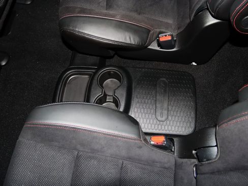 Used 2025 Dodge Durango GT AWD/4WD image 55