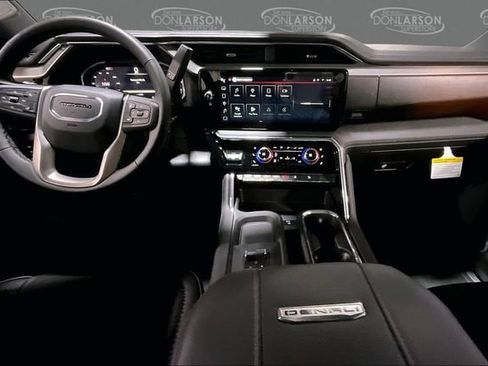 New 2026 GMC Sierra 2500 Denali w/ Denali Reserve Package image 10