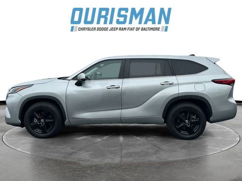 Certified 2023 Toyota Highlander L image 3