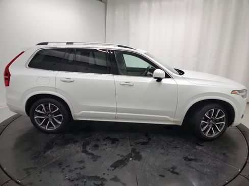 Used 2019 Volvo XC90 T6 Momentum w/ Advanced Package image 11