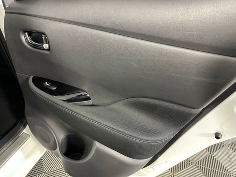 Used 2024 Nissan Leaf SV Plus image 31