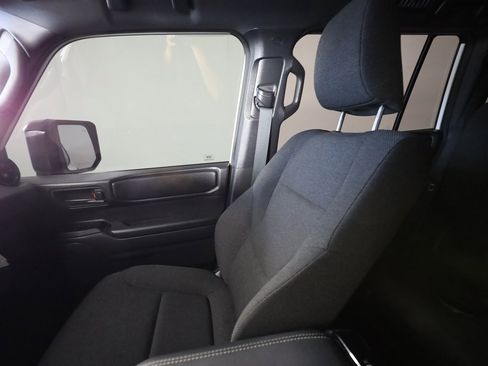 Used 2025 Toyota Land Cruiser image 39