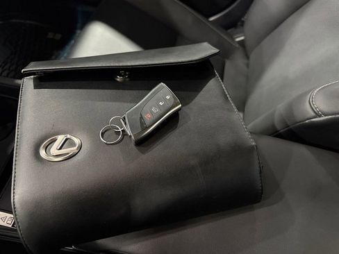 Used 2023 Lexus ES 350 w/ Premium Package image 43